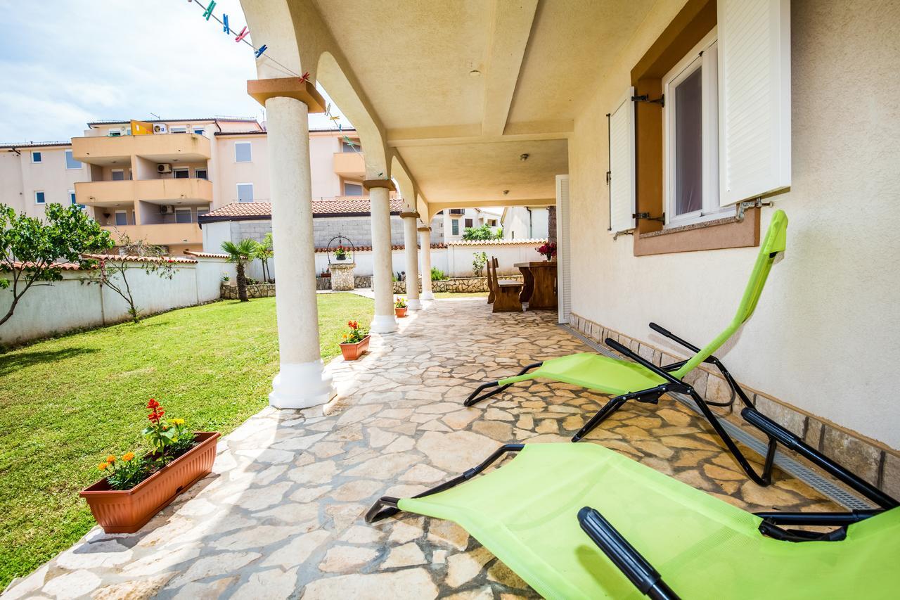 Apartment Carolina Liznjan Exterior photo